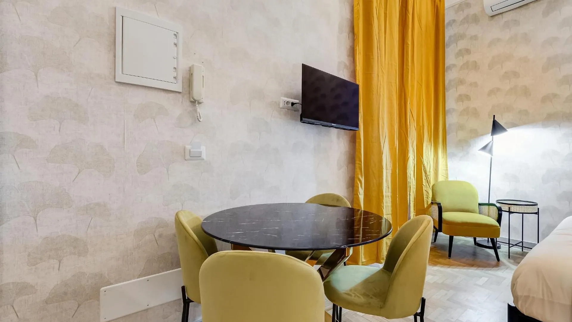 Bmga L Quirinale Cozy Corner Apartment Rome Italy