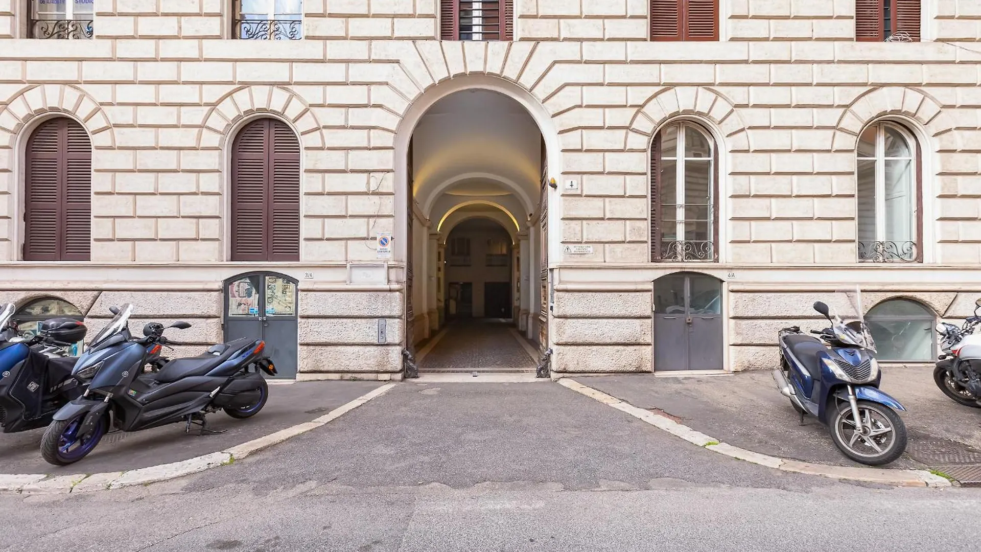 Bmga L Quirinale Cozy Corner Apartment Rome 0*,